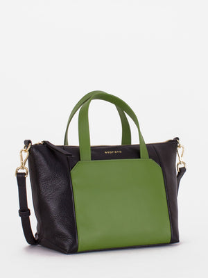 Juliane Satchel